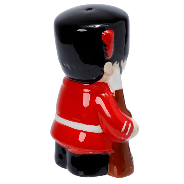 London Guardsman & Beefeater Ceramic Salt & Pepper Shakers