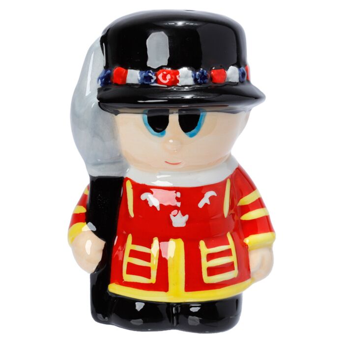 London Guardsman & Beefeater Ceramic Salt & Pepper Shakers