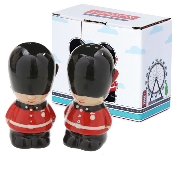 London Guardsman Ceramic Salt & Pepper Set