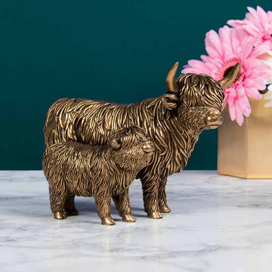 Bronze Highland Coo and Calf